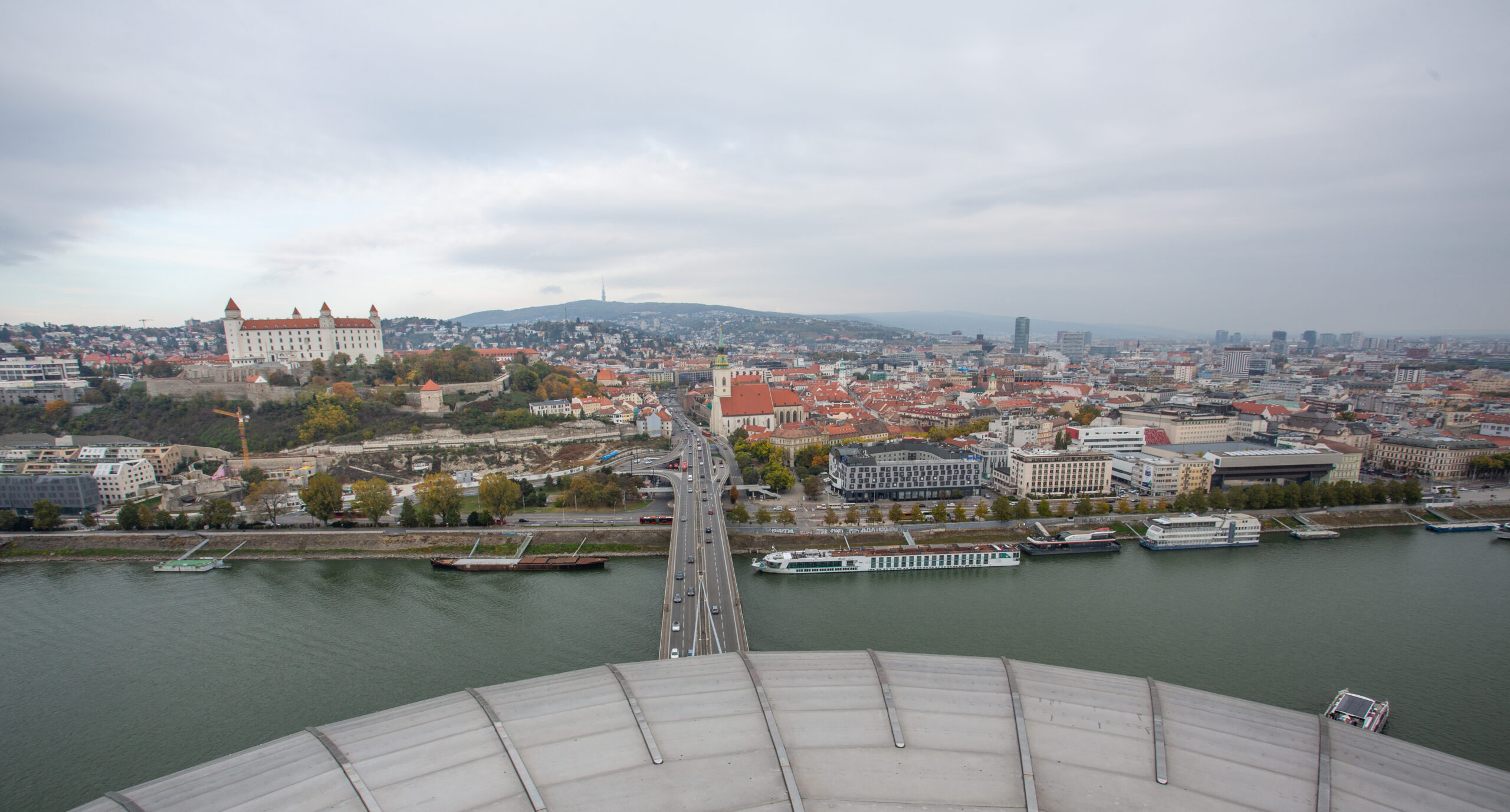 The post IFD kongress Bratislavas, 2025 oktoober appeared first on Eesti Katuse ja Fassaadimeistrite Liit.