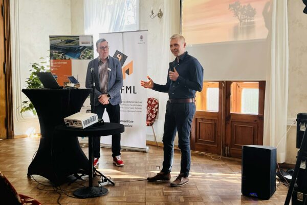 e1aa6cc4-189e-4a68-972b-fef3695ad3af